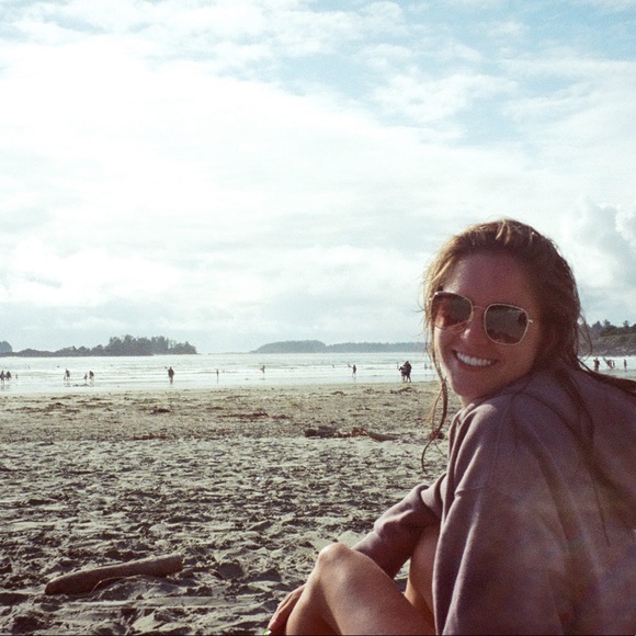 Meet your Posher, Lindsay - Picture 1 of 1